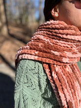 Load image into Gallery viewer, Something to Love Scarf Easy Crochet Pattern_ Version With Bernat Blanket Yarn