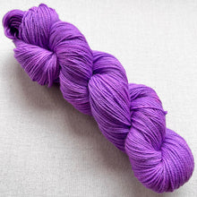 Load image into Gallery viewer, Levitating Hand Dyed Merino Wool & Recycled Nylon Superwash Sock/Fingering Yarn