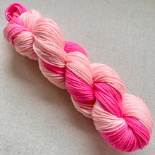 Load image into Gallery viewer, OOAK Variant (Trial 8) of Yummy & The Middle Combined - Hand Dyed 100% Merino Wool Superwash Extra Soft DK Yarn
