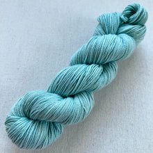 Load image into Gallery viewer, OOAK Variant (Trial 4) of the wind was blowing - Hand Dyed Merino Wool & Recycled Nylon Superwash Yarn