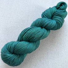 Load image into Gallery viewer, OOAK Variant (Trial 6) of the wind was blowing - Hand Dyed Merino Wool & Recycled Nylon Superwash Yarn