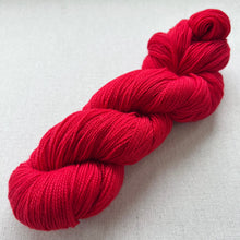 Load image into Gallery viewer, OOAK Variant of Raspberry Beret Beret (Trial 18) Merino Wool & Recycled Nylon Superwash Yarn