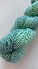 Load and play video in Gallery viewer, OOAK Variant (Trial 8) of the wind was blowing - Hand Dyed Merino Wool & Recycled Nylon Superwash Yarn
