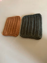 Load image into Gallery viewer, Handmade Cotton Mug Rug Set - Pine + Camel