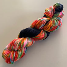 Load image into Gallery viewer, Hiiiiiii Hand Dyed Wool Chunky/Bulky Yarn