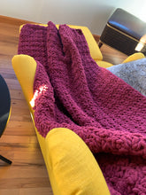 Load image into Gallery viewer, Handmade Falling Blanket in Merlot