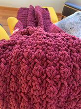 Load image into Gallery viewer, Handmade Falling Blanket in Merlot