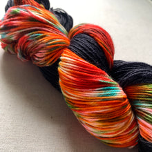 Load image into Gallery viewer, OOAK Variant of Hiiiiiiiii (Trial 1) - Hand Dyed Superwash Merino Wool and Recycled Nylon Sock Yarn