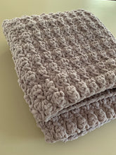 Load image into Gallery viewer, Handmade Falling Baby Blanket in Mushroom