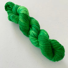 Load image into Gallery viewer, OOAK Variant of Gaal Leaves Synnax (Trial 1) - Hand Dyed Non-Superwash Merino & Camel Aran Yarn