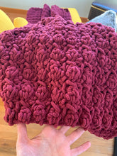 Load image into Gallery viewer, Handmade Falling Blanket in Merlot