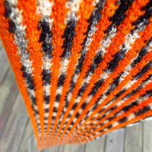 Load image into Gallery viewer, U Can’t Touch This Scarf Crochet Pattern - One Hank Wonder + 2-hank 2-color Version
