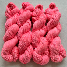 Load image into Gallery viewer, Yummy (Strawberry Sugar Wafer) Hand Dyed 100% Merino Wool Superwash Extra Soft DK Yarn
