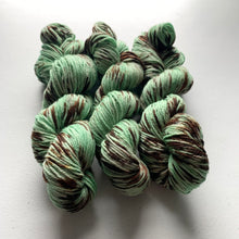 Load image into Gallery viewer, Melting (Mint Chocolate Chip Ice Cream) - Extra Chocolate Version - Hand Dyed Superwash 100% Merino Wool Worsted Yarn
