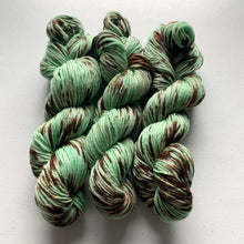 Load image into Gallery viewer, Melting (Mint Chocolate Chip Ice Cream) - Extra Chocolate Version - Hand Dyed Superwash 100% Merino Wool Worsted Yarn
